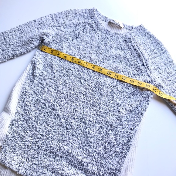 Ann Taylor LOFT White Fuzzy Ribbed Back Sweater - Picture 5 of 5